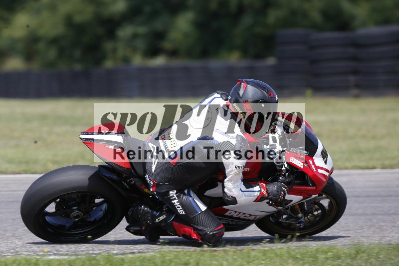 /45 10.08.2025 Plüss Moto Sport ADR/Freies Fahren/988